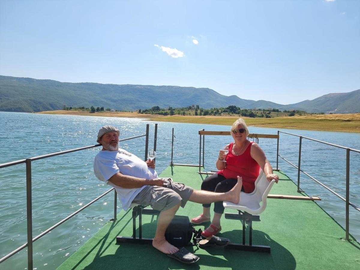 Apartmani Markesic Ramsko Jezero Prozor Exterior foto